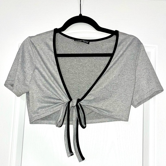 Front Tie Croptop - Picture 1 of 1